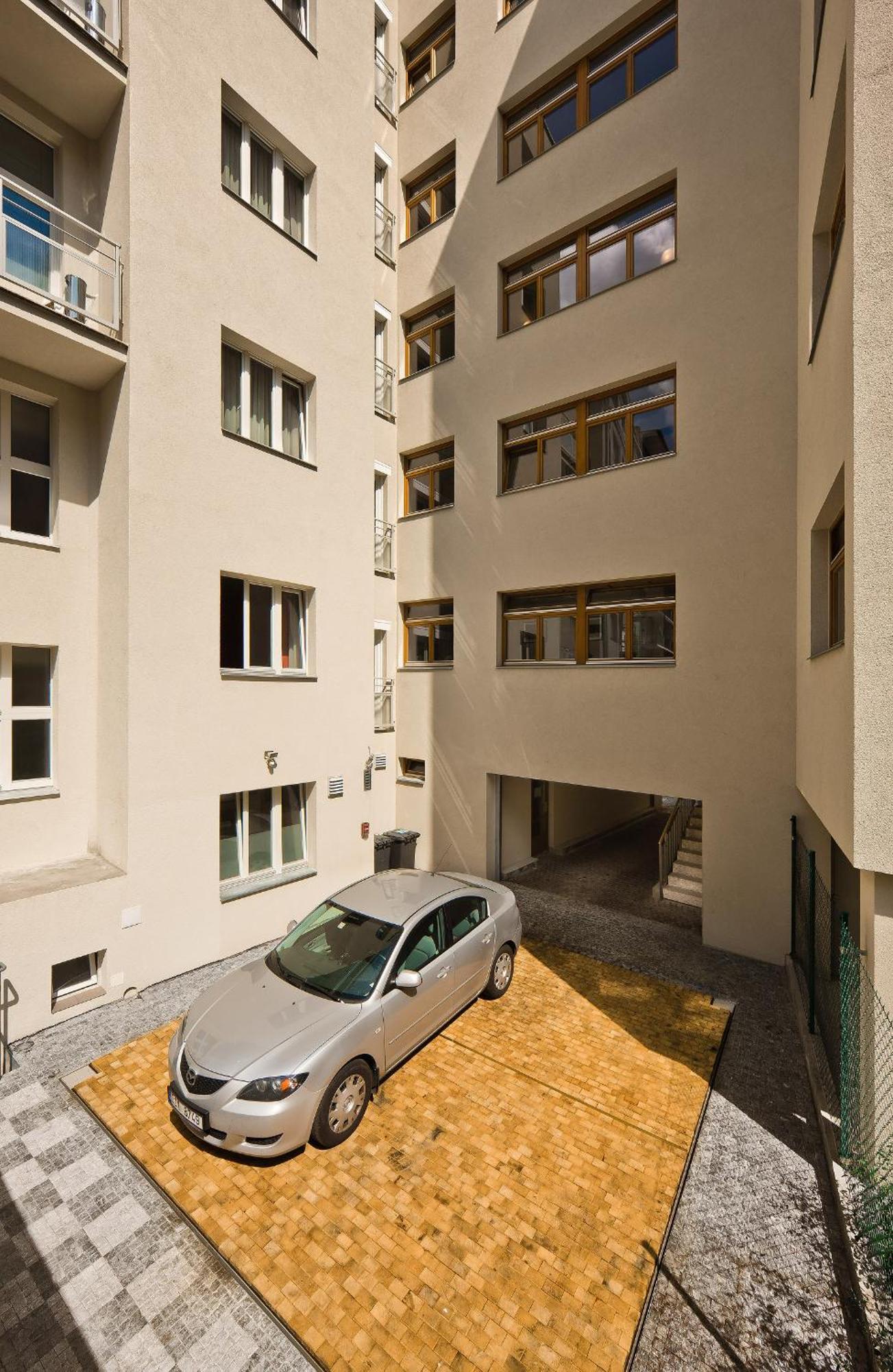 Residence Bene Praga Esterno foto