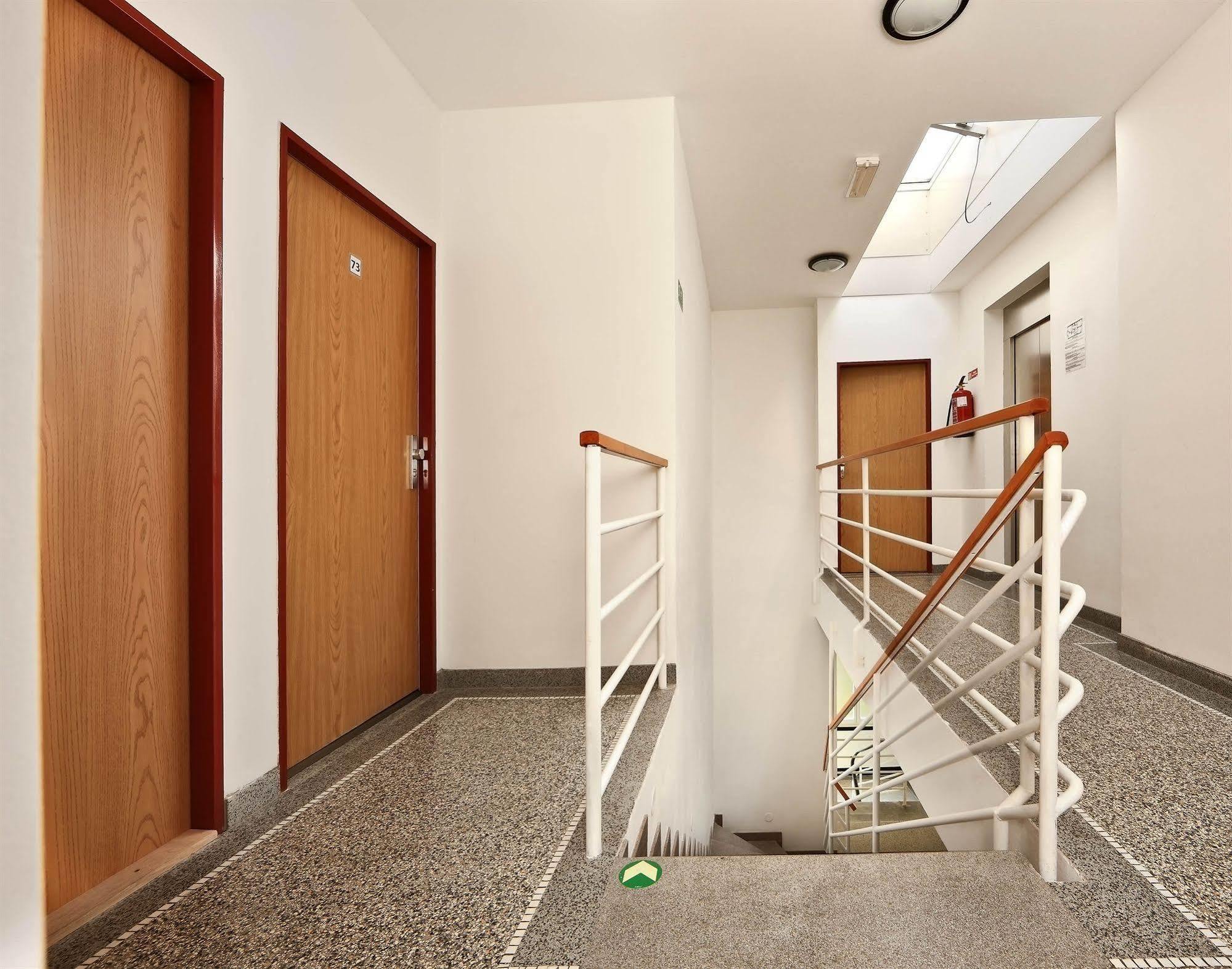 Residence Bene Praga Esterno foto