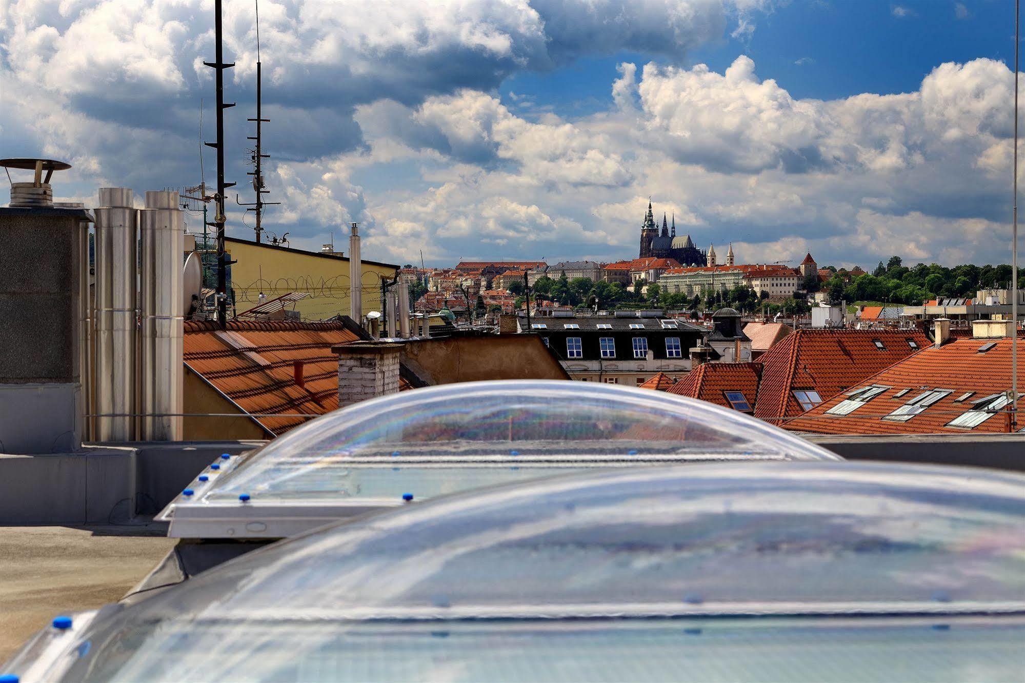 Residence Bene Praga Esterno foto